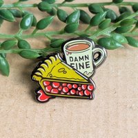 Twin Peaks Enamel Pin Badge - Damn Fine