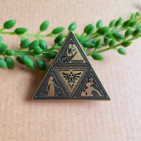 Zelda Triforce Pin badge