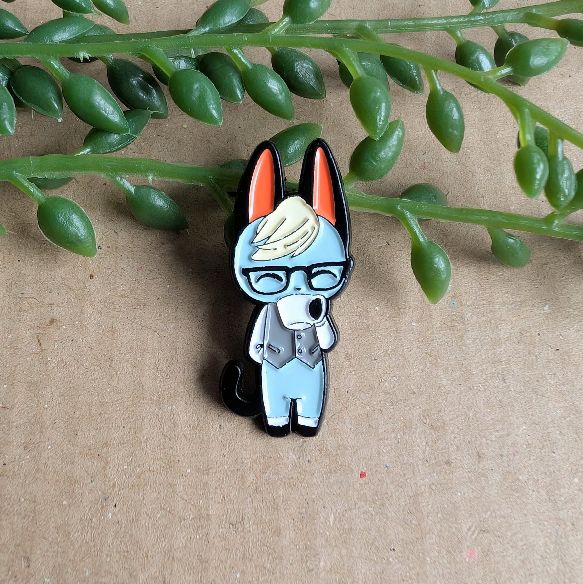 Animal Crossing Enamel Pin Badge - Raymond