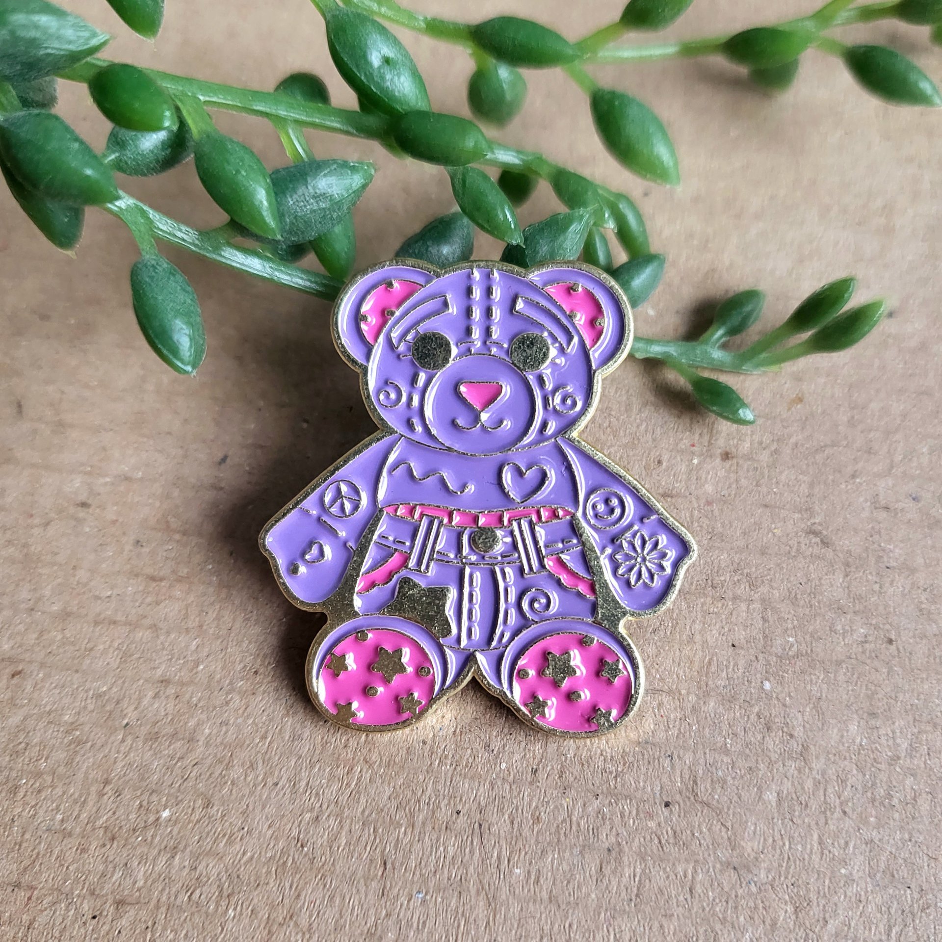 Retro 90s Doodle Bear pin badge