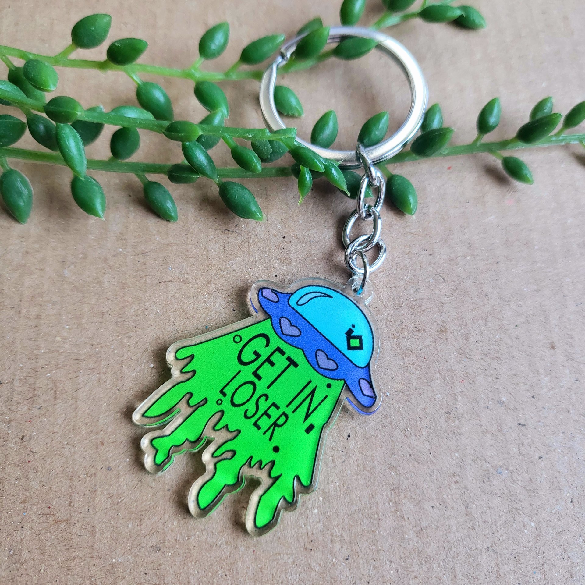 UFO spaceship Keyring - get in loser