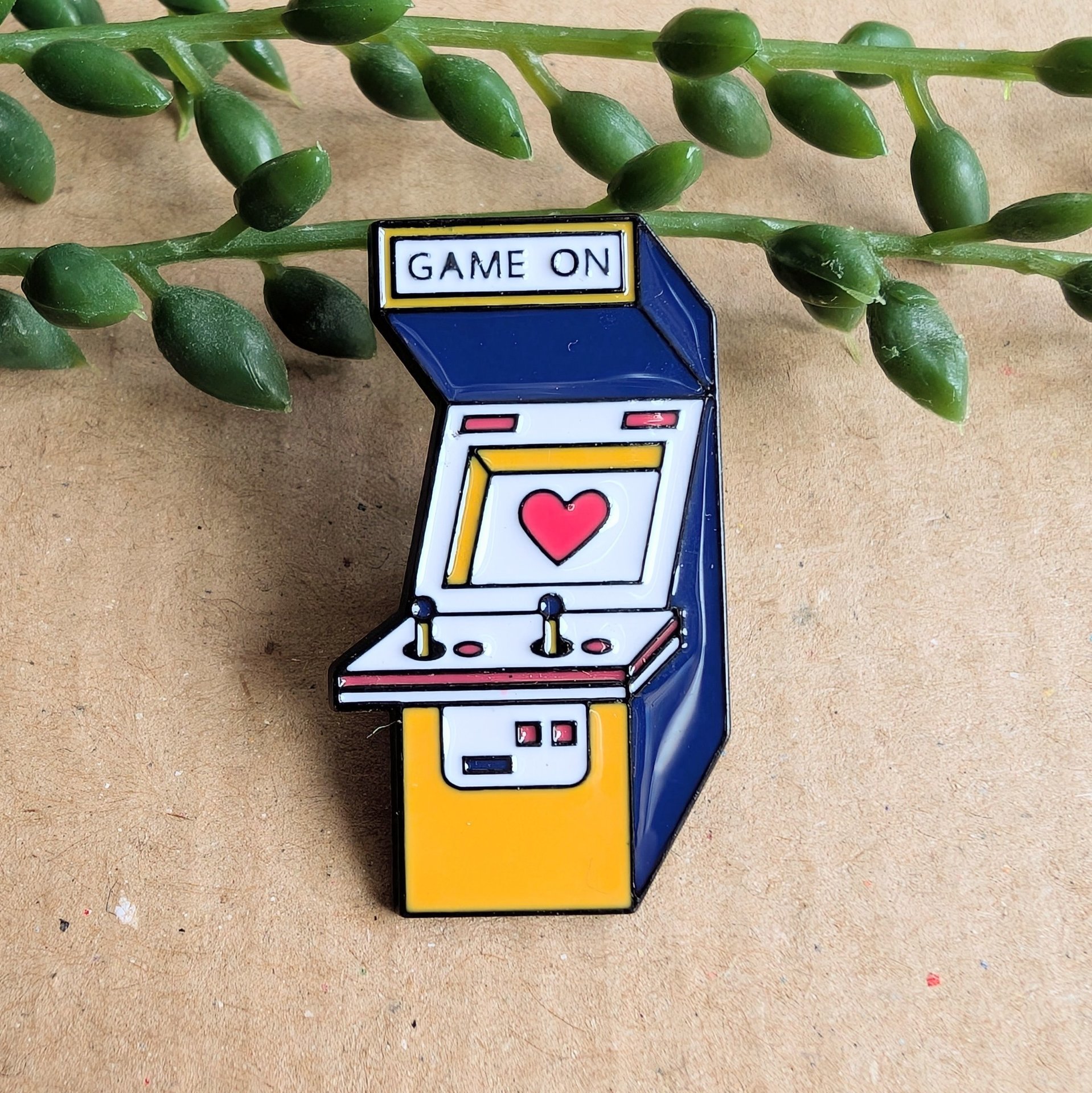 Arcade Machine Heart Enamel Pin badge - Game On