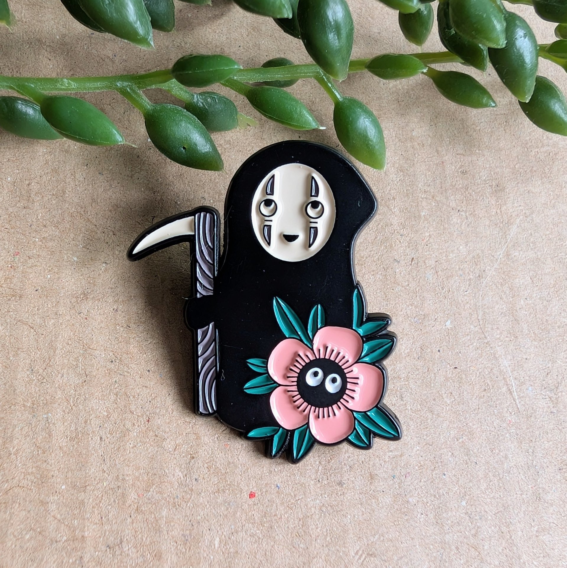 Spirited Away Enamel Pin Badge - No Face