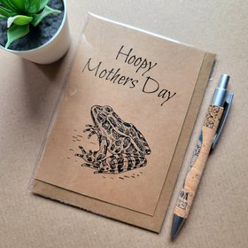 Funny Frog Mothers Day card