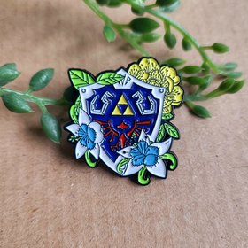 Zelda Link Shield Enamel Pin badge
