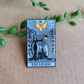 Addams Family Lovers Tarot Card Enamel Pin badge