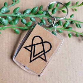 VV Heartagram Keyring