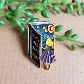 Alice in Wonderland pin badge