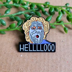Mrs Doubtfire Pin Badge