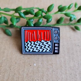 Twin Peaks Enamel Pin Badge