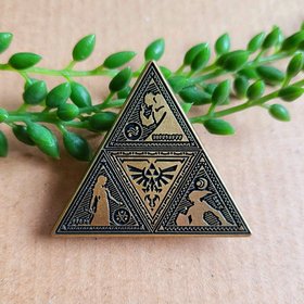 Zelda Triforce Pin badge