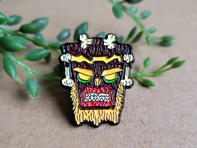 Crash Bandicoot enamel pin badge