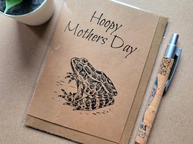 Funny Frog Mothers Day card