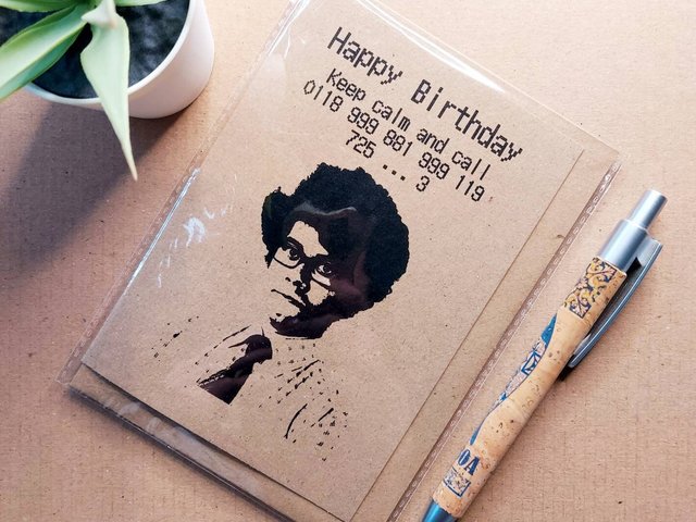 Funny It crowd birthday card, keep calm and call 0118, it crowd quote on brown kraft card with black ink, Moss from the it crowd tv show on the front. Geeky birthday card, nerdy birthday card. It colleague birthday card. It department birthday card.